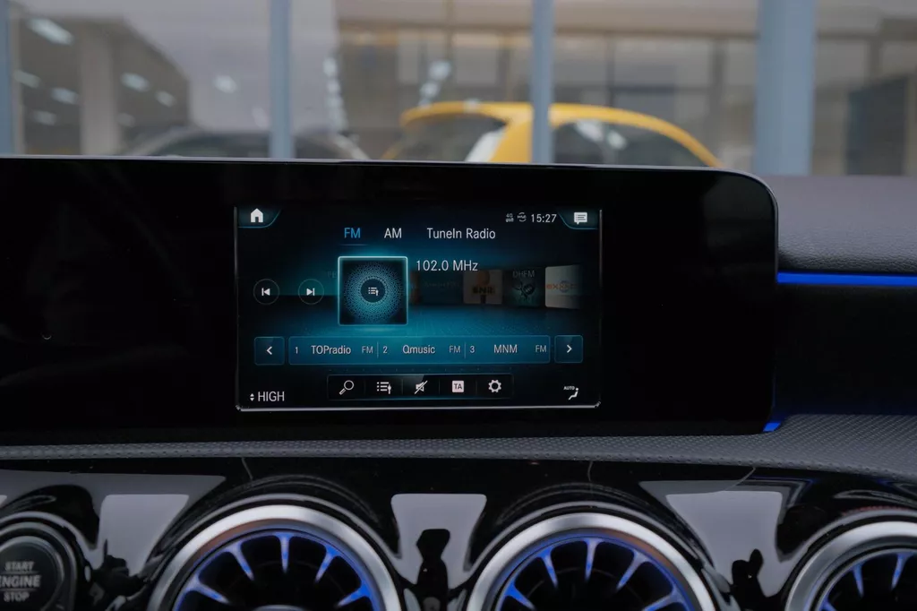 
Mercedes-Benz A-klasse 250 Premium Plus vol									