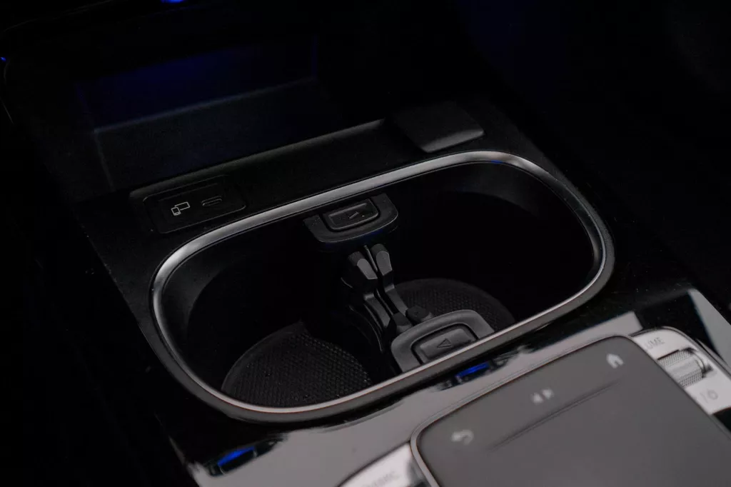 
Mercedes-Benz A-klasse 250 Premium Plus vol									