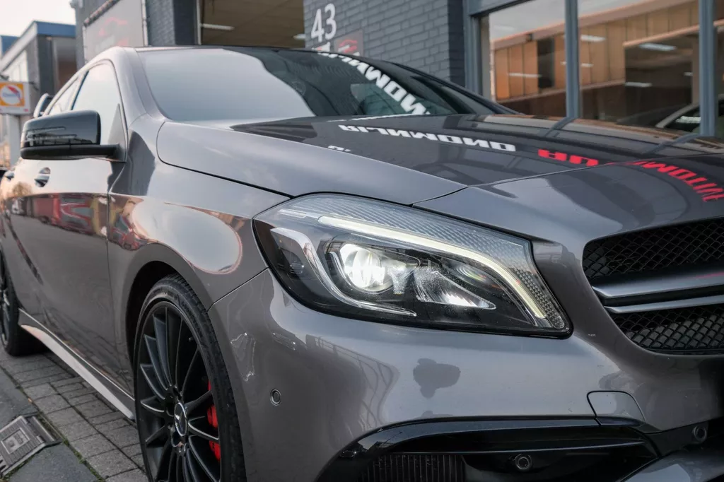 
Mercedes-Benz A-klasse AMG 45 4MATIC | Pano|Facelift|381PK | Navi |Grote Scherm| vol									