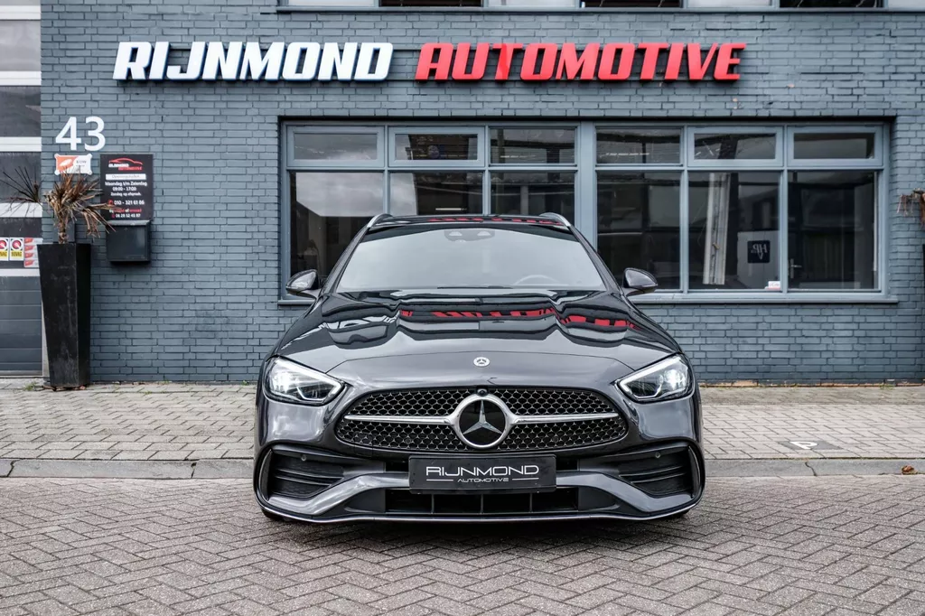 
								Mercedes-Benz C-klasse Estate 300 AMG Line |ACC|Carplay|Sfeer Verlichting|Keyless| vol									