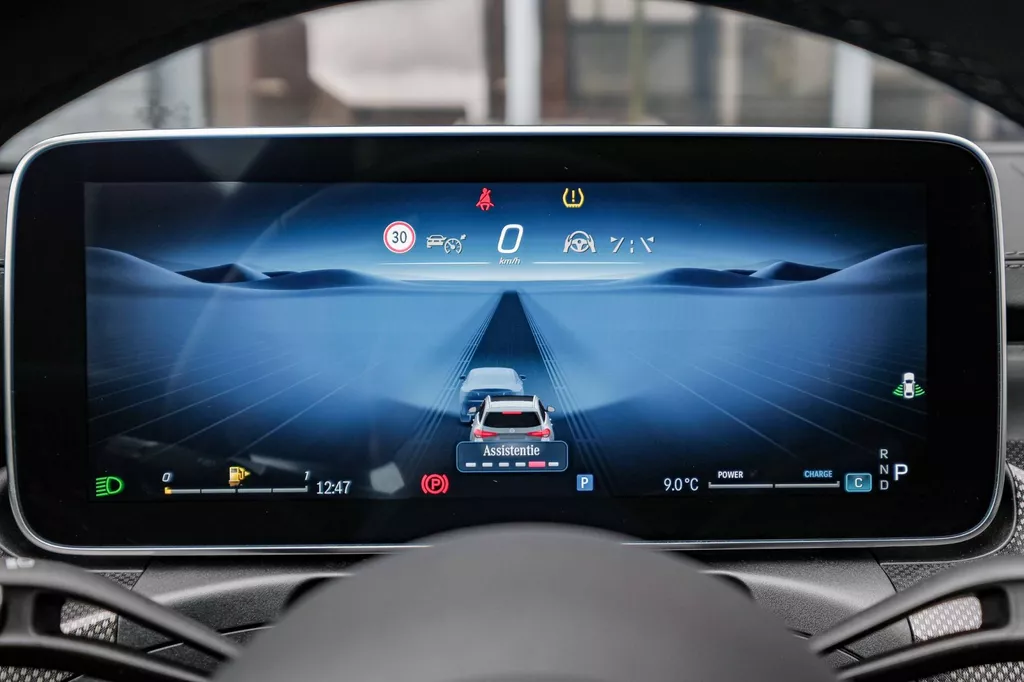 
								Mercedes-Benz C-klasse Estate 300 AMG Line |ACC|Carplay|Sfeer Verlichting|Keyless| vol									