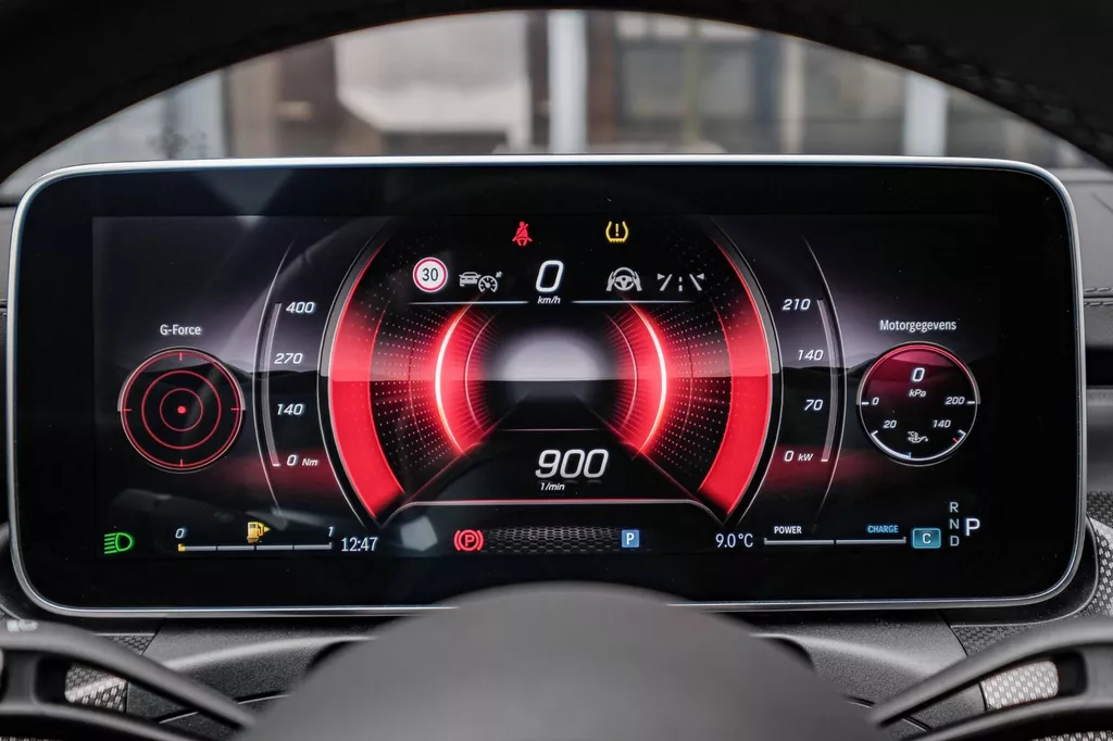 
								Mercedes-Benz C-klasse Estate 300 AMG Line |ACC|Carplay|Sfeer Verlichting|Keyless| vol									