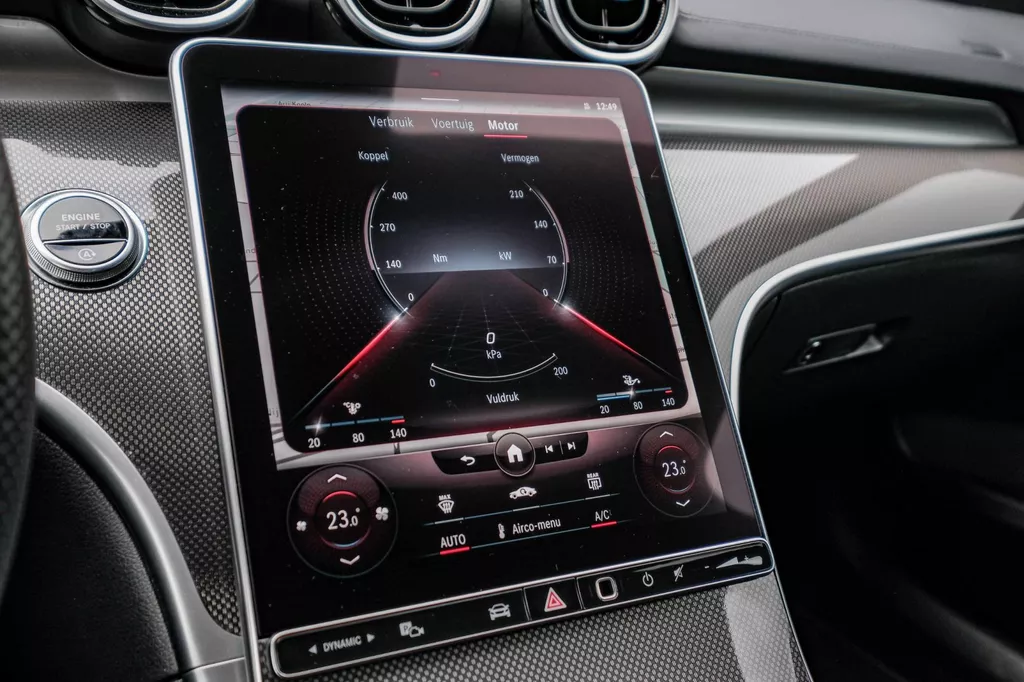 
								Mercedes-Benz C-klasse Estate 300 AMG Line |ACC|Carplay|Sfeer Verlichting|Keyless| vol									