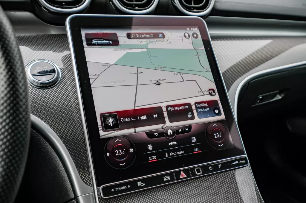 
								Mercedes-Benz C-klasse Estate 300 AMG Line |ACC|Carplay|Sfeer Verlichting|Keyless| vol									