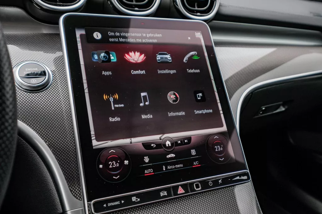 
								Mercedes-Benz C-klasse Estate 300 AMG Line |ACC|Carplay|Sfeer Verlichting|Keyless| vol									