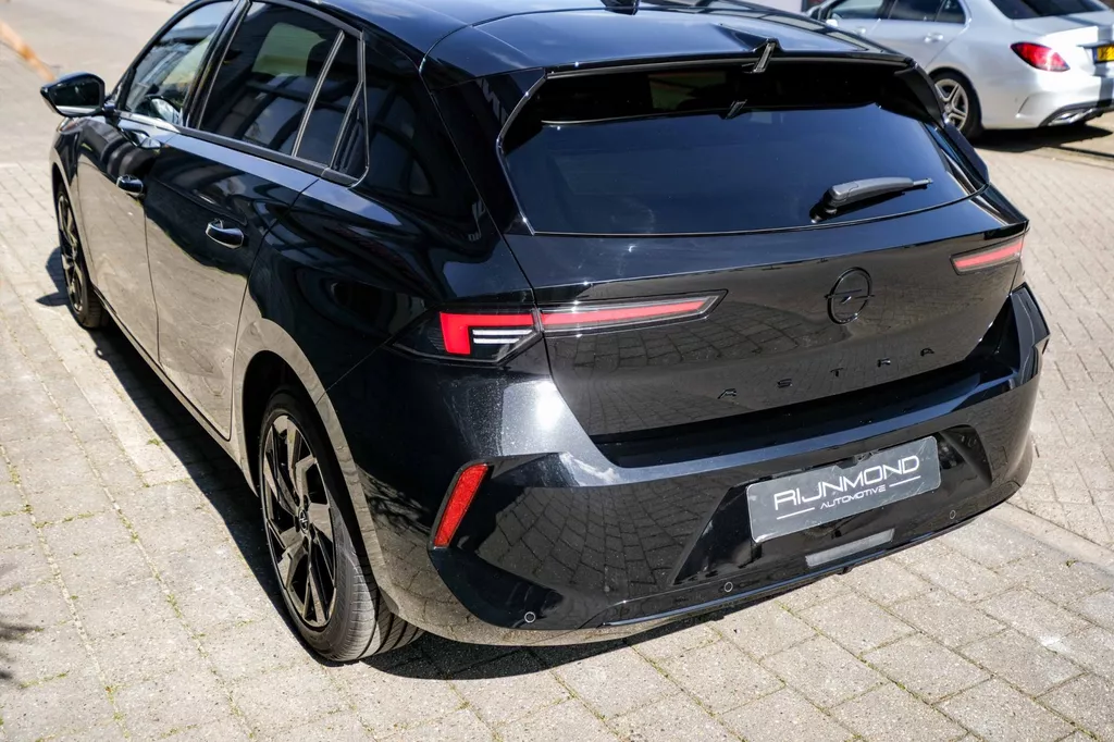 
Opel Astra 1.2 130 ELEGANCE |Led|Carplay|Lane-assist|360-Camera| vol									