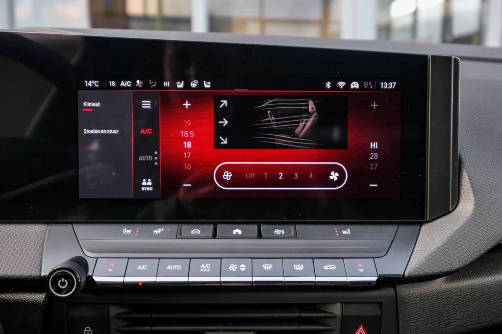 
Opel Astra 1.2 130 ELEGANCE |Led|Carplay|Lane-assist|360-Camera| vol									