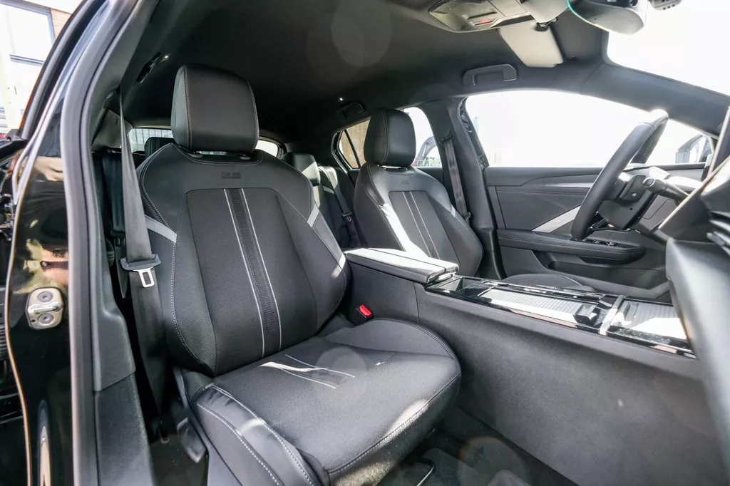 
Opel Astra 1.2 130 ELEGANCE |Led|Carplay|Lane-assist|360-Camera| vol									