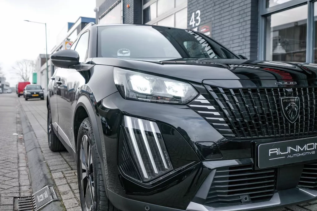 
								Peugeot 2008 1.2 PureTech 130 Allure 360-Camera|Carplay|Lane-Assist|LM-Velgen| vol									
