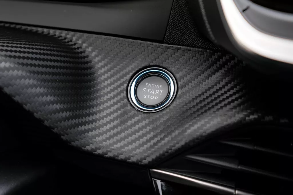 
								Peugeot 2008 1.2 PureTech 130 Allure 360-Camera|Carplay|Lane-Assist|LM-Velgen| vol									