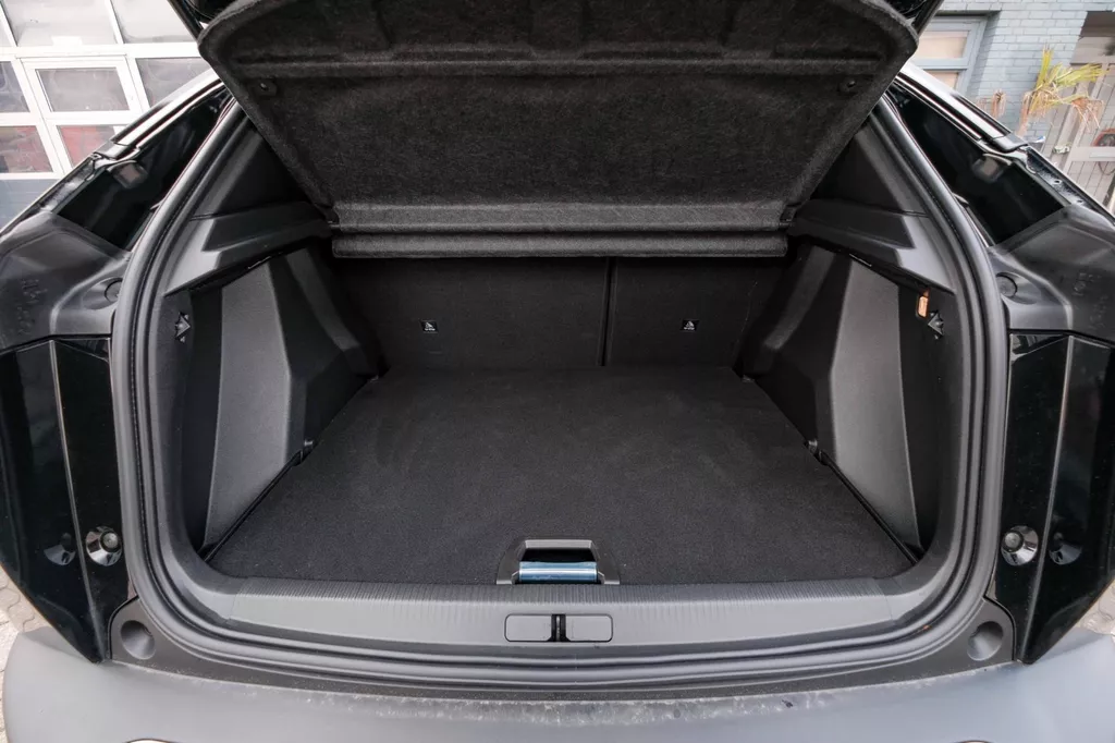 
								Peugeot 2008 1.2 PureTech 130 Allure 360-Camera|Carplay|Lane-Assist|LM-Velgen| vol									