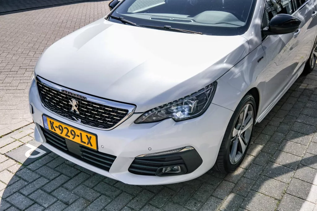 
								Peugeot 308 SW 1.5 BlueHDi Blue Lease GT-Line|lane-Assist|Massage|Led|Camera|Navi vol									