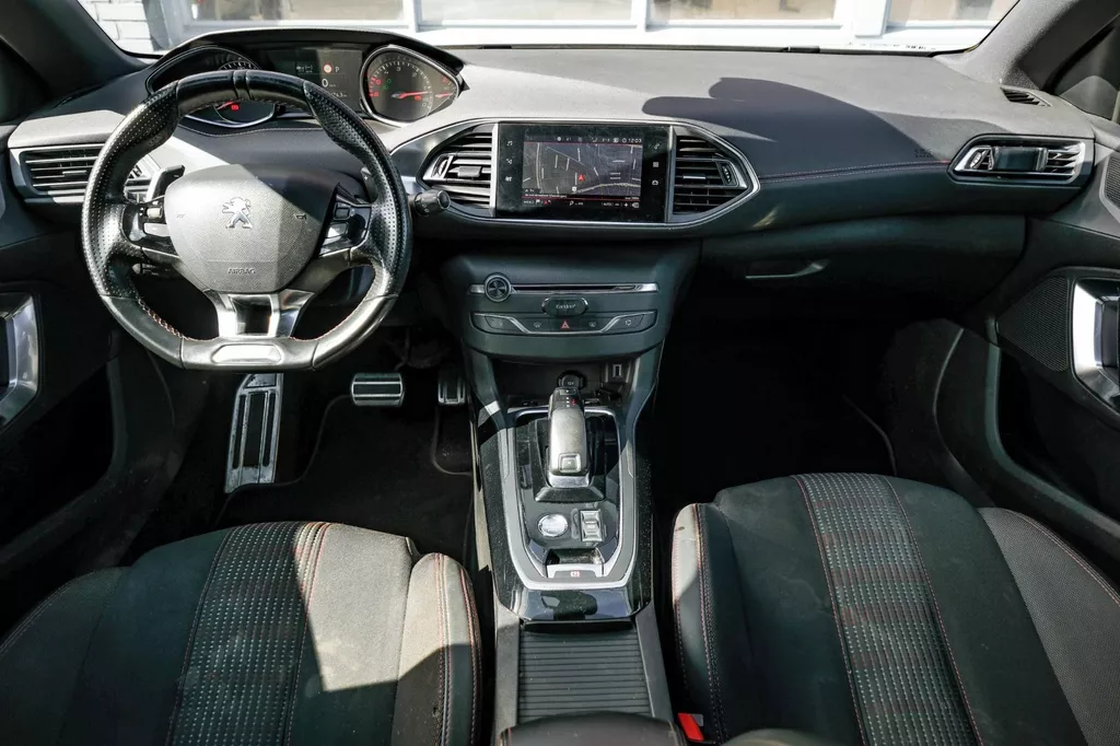 
								Peugeot 308 SW 1.5 BlueHDi Blue Lease GT-Line|lane-Assist|Massage|Led|Camera|Navi vol									