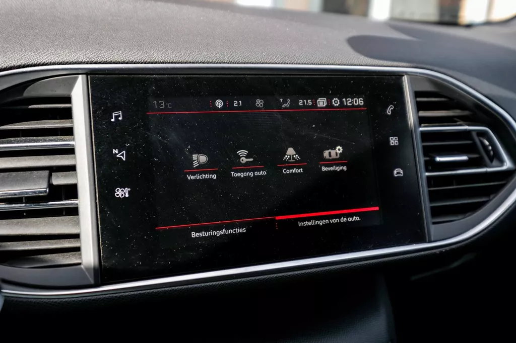 
								Peugeot 308 SW 1.5 BlueHDi Blue Lease GT-Line|lane-Assist|Massage|Led|Camera|Navi vol									