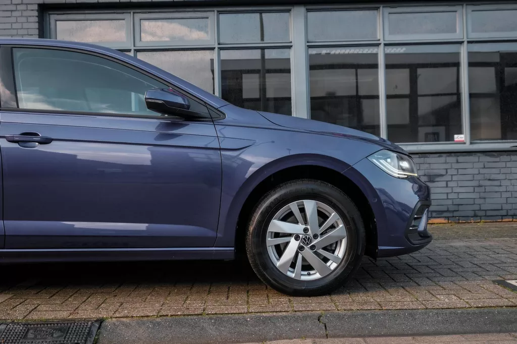 
								Volkswagen Polo 1.0 TSI Style IQ-Light |Virtual Cockpit|Camera|Carplay|Acc|Keyless|Parking Assistent| vol									