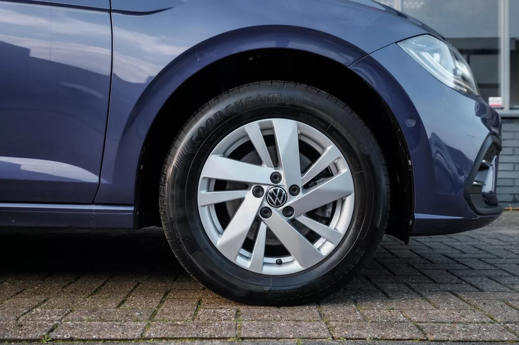 
								Volkswagen Polo 1.0 TSI Style IQ-Light |Virtual Cockpit|Camera|Carplay|Acc|Keyless|Parking Assistent| vol									