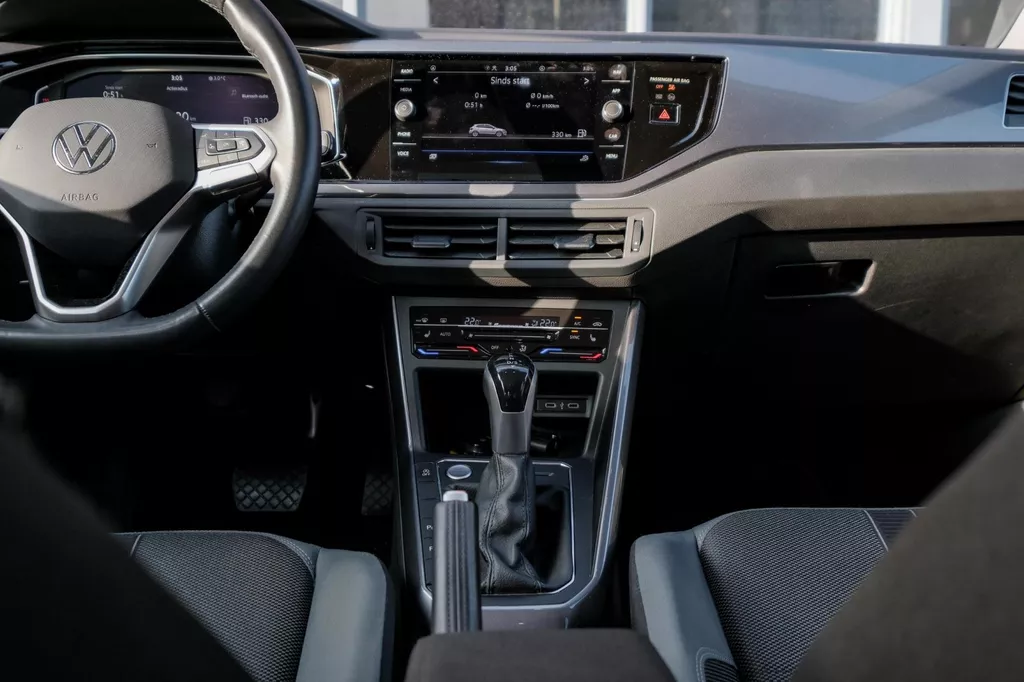 
								Volkswagen Polo 1.0 TSI Style IQ-Light |Virtual Cockpit|Camera|Carplay|Acc|Keyless|Parking Assistent| vol									