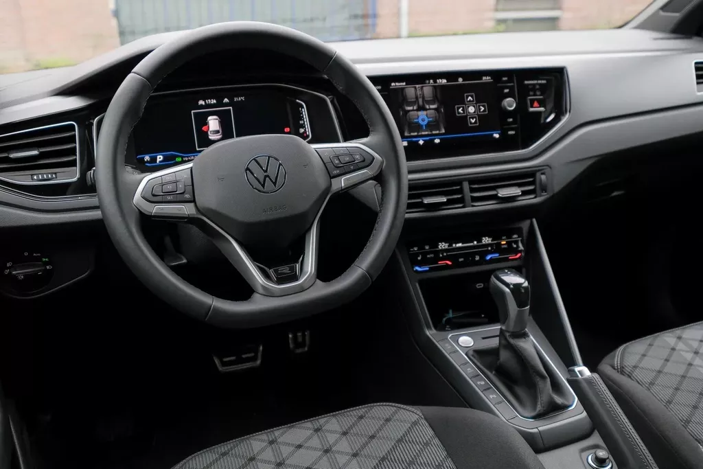 
Volkswagen Taigo 1.5 TSI R-Line |Matrix| Dsg|Fabrieksgarantie |Carplay| vol									