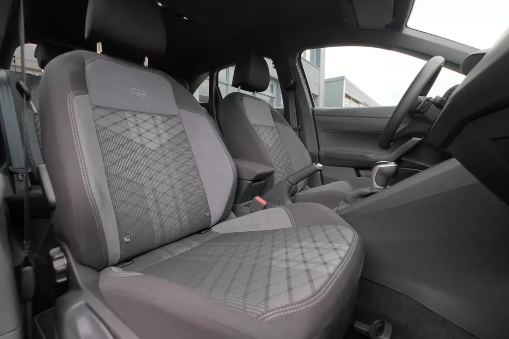 
Volkswagen Taigo 1.5 TSI R-Line |Matrix| Dsg|Fabrieksgarantie |Carplay| vol									