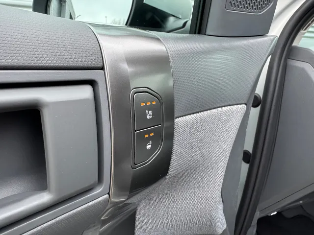 
Kia EV3 81,4 kWh 204pk Plus Advanced | Schuif/Kanteldak | Stoel/Stuurwielverwarming | Harman/Kardon | Elektrische Stoel | vol									