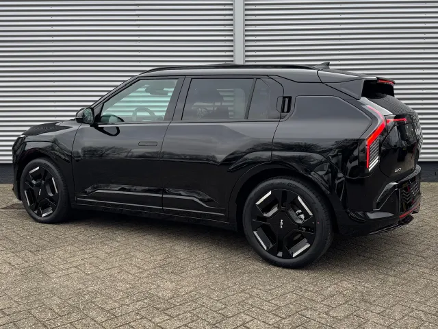 
Kia EV3 81,4 kWh 204pk GT-Line | Schuif/Kanteldak | Stoel/Stuurwielverwarming | Harman/Kardon | Elektrische Stoel | vol									