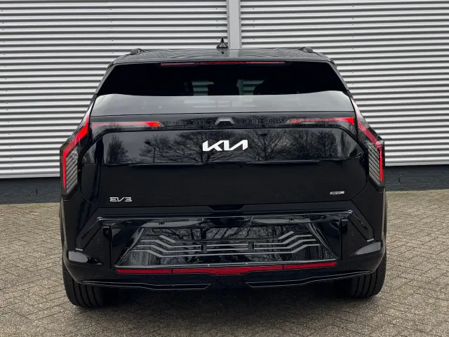 
Kia EV3 81,4 kWh 204pk GT-Line | Schuif/Kanteldak | Stoel/Stuurwielverwarming | Harman/Kardon | Elektrische Stoel | vol									