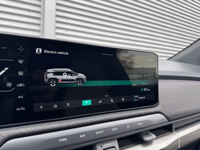 
Kia EV3 81,4 kWh 204pk GT-Line | Schuif/Kanteldak | Stoel/Stuurwielverwarming | Harman/Kardon | Elektrische Stoel | vol									