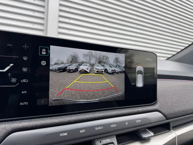 
Kia EV3 81,4 kWh 204pk GT-Line | Schuif/Kanteldak | Stoel/Stuurwielverwarming | Harman/Kardon | Elektrische Stoel | vol									