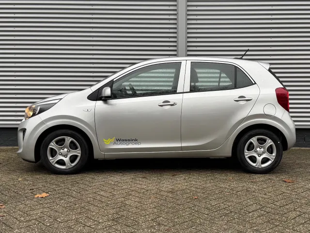 
Kia Picanto 1.0 DPi 67pk 4-zits ComfortLine | Bluetooth | Airco | Cruise Control | vol									