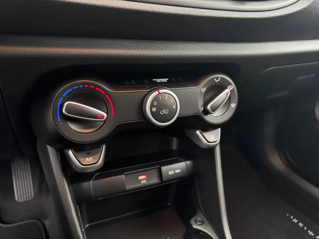 
Kia Picanto 1.0 DPi 67pk 4-zits ComfortLine | Bluetooth | Airco | Cruise Control | vol									