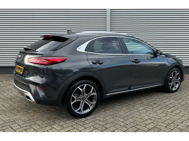 
Kia XCeed 1.4 T-GDi 140pk DCT7 DynamicPlusLine | Stoel/Stuurwielverwarming | Navigatie | Climat Control | vol									