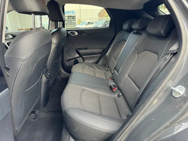 
Kia XCeed 1.4 T-GDi 140pk DCT7 DynamicPlusLine | Stoel/Stuurwielverwarming | Navigatie | Climat Control | vol									