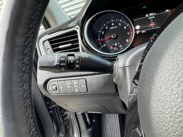 
Kia XCeed 1.4 T-GDi 140pk DCT7 DynamicPlusLine | Stoel/Stuurwielverwarming | Navigatie | Climat Control | vol									
