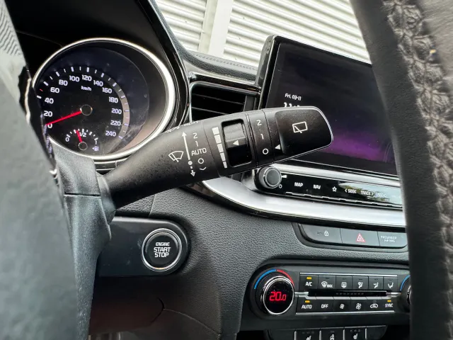 
Kia XCeed 1.4 T-GDi 140pk DCT7 DynamicPlusLine | Stoel/Stuurwielverwarming | Navigatie | Climat Control | vol									