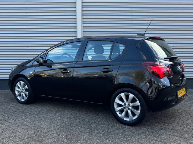 
Opel Corsa 1.4 S&S 90pk 5d Favourite | Navigatie | Airco | Sensoren | vol									