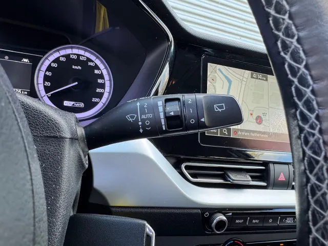 
Kia Niro 1.6 GDi Hybrid 141pk DCT6 DynamicLine | Navigatie | Climate Control | Camera | vol									