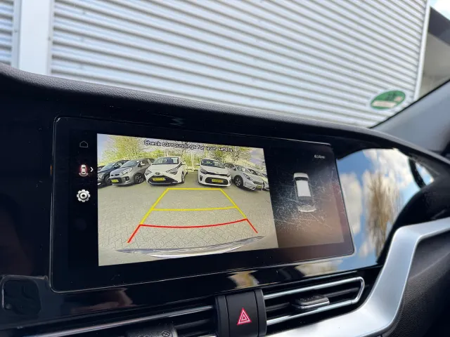 
Kia Niro 1.6 GDi Hybrid 141pk DCT6 DynamicLine | Navigatie | Climate Control | Camera | vol									
