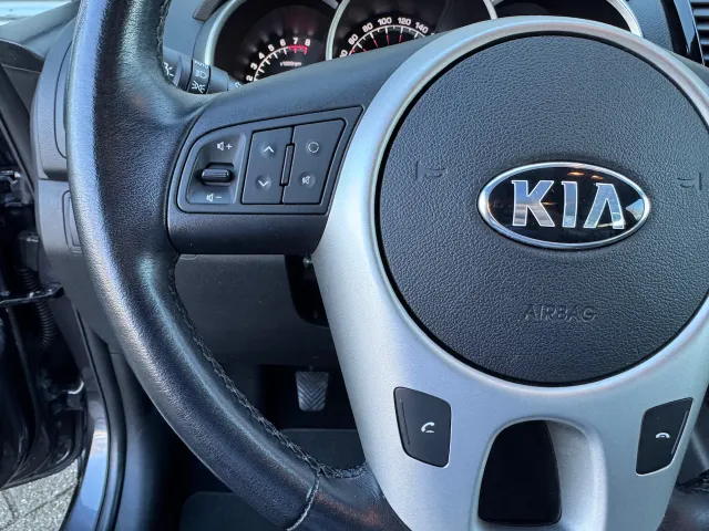 
Kia Venga 1.4 CVVT 90pk DynamicPlusLine | Navigatie | Climate Control | Camera | vol									