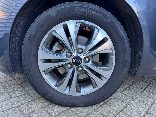 
Kia Venga 1.4 CVVT 90pk DynamicPlusLine | Navigatie | Climate Control | Camera | vol									