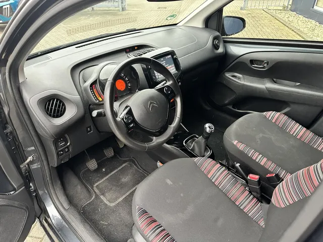 
Citroën C1 1.0 VTi 68PK 5D Shine | Climate Control | Parkeer Camera | Speed Limiter | Apple Carplay vol									