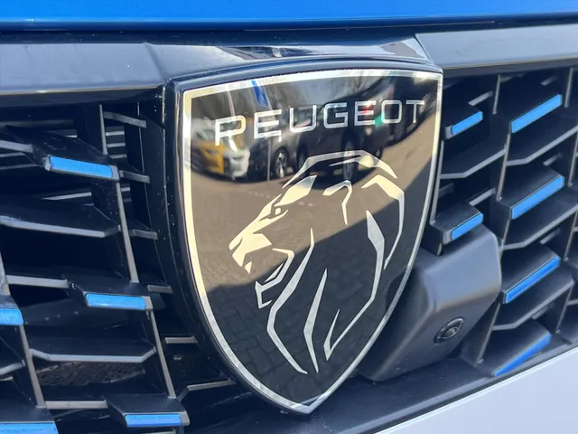 
Peugeot 208 1.2 Hybrid 100 e-DCS6 GT | Navigatie | Camera | Cruise Control | Parkeersensoren | vol									