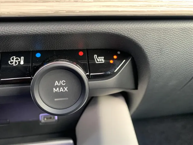 
Citroën C5 X 1.6 Plug-In Hybrid 225pk e-EAT8 Hypnos | Navigatie | Cruise Control | Camera | Parkeersensoren | vol									