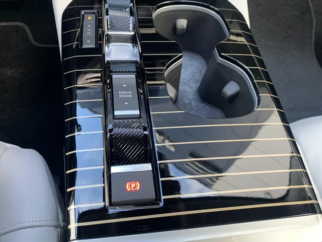 
Citroën C5 X 1.6 Plug-In Hybrid 225pk e-EAT8 Hypnos | Navigatie | Cruise Control | Camera | Parkeersensoren | vol									