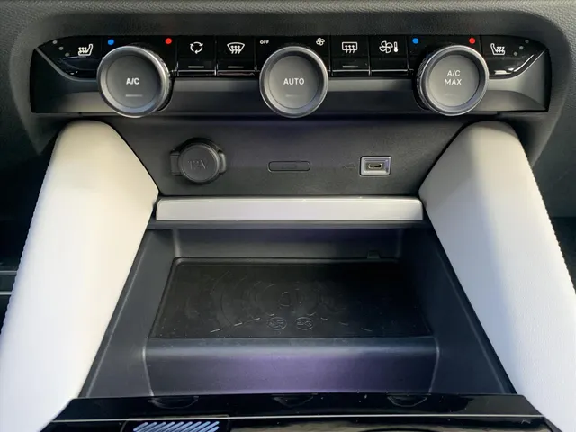 
Citroën C5 X 1.6 Plug-In Hybrid 225pk e-EAT8 Hypnos | Navigatie | Cruise Control | Camera | Parkeersensoren | vol									