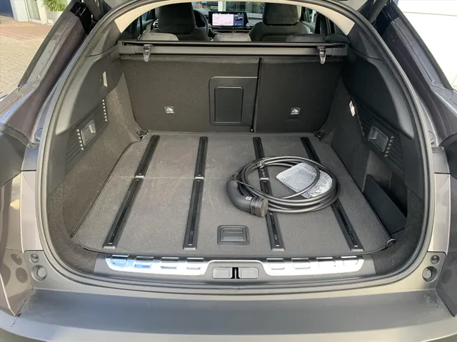 
Citroën C5 X 1.6 Plug-In Hybrid 225pk e-EAT8 Hypnos | Navigatie | Cruise Control | Camera | Parkeersensoren | vol									