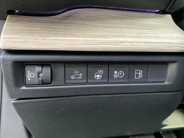 
Citroën C5 X 1.6 Plug-In Hybrid 225pk e-EAT8 Hypnos | Navigatie | Cruise Control | Camera | Parkeersensoren | vol									