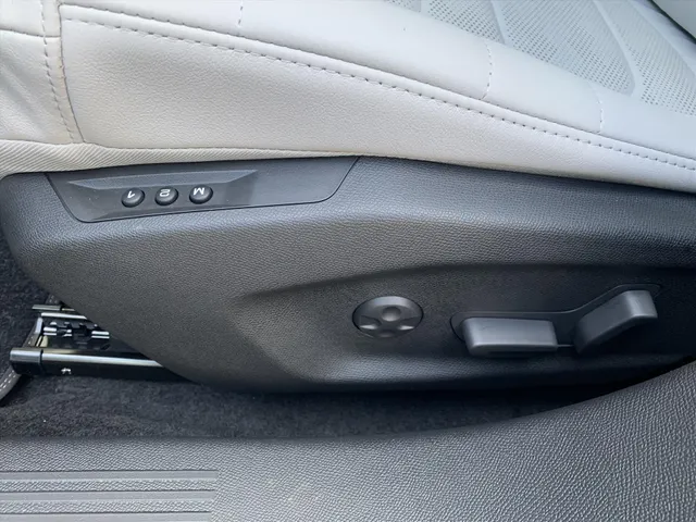 
Citroën C5 X 1.6 Plug-In Hybrid 225pk e-EAT8 Hypnos | Navigatie | Cruise Control | Camera | Parkeersensoren | vol									