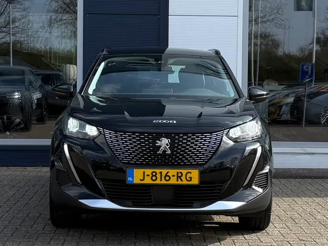 
Peugeot 2008 1.2 Puretech 130pk Allure | Apple CarPlay | Android Auto | Camera | Parkeersensoren | vol									