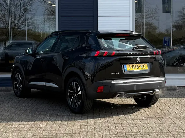 
Peugeot 2008 1.2 Puretech 130pk Allure | Apple CarPlay | Android Auto | Camera | Parkeersensoren | vol									