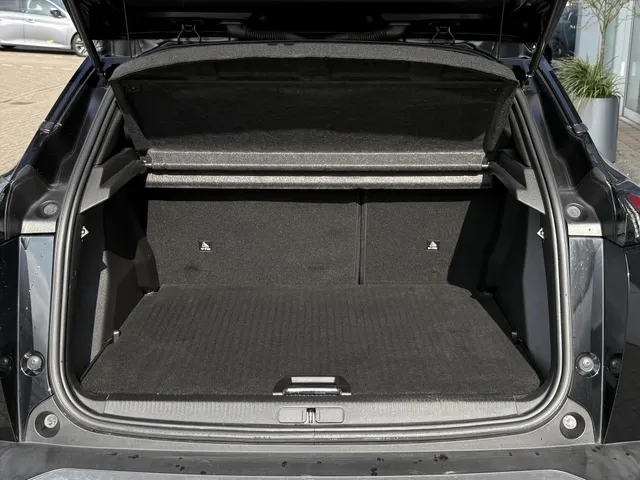 
Peugeot 2008 1.2 Puretech 130pk Allure | Apple CarPlay | Android Auto | Camera | Parkeersensoren | vol									